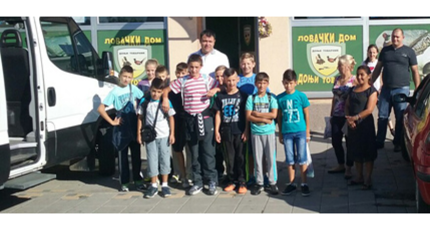 Prevoz na pripreme za najmlađe fudbalere